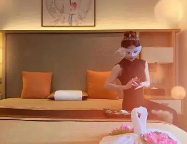 我在广州越秀体验了下高端男士按摩spa会馆，私人会所花样超多